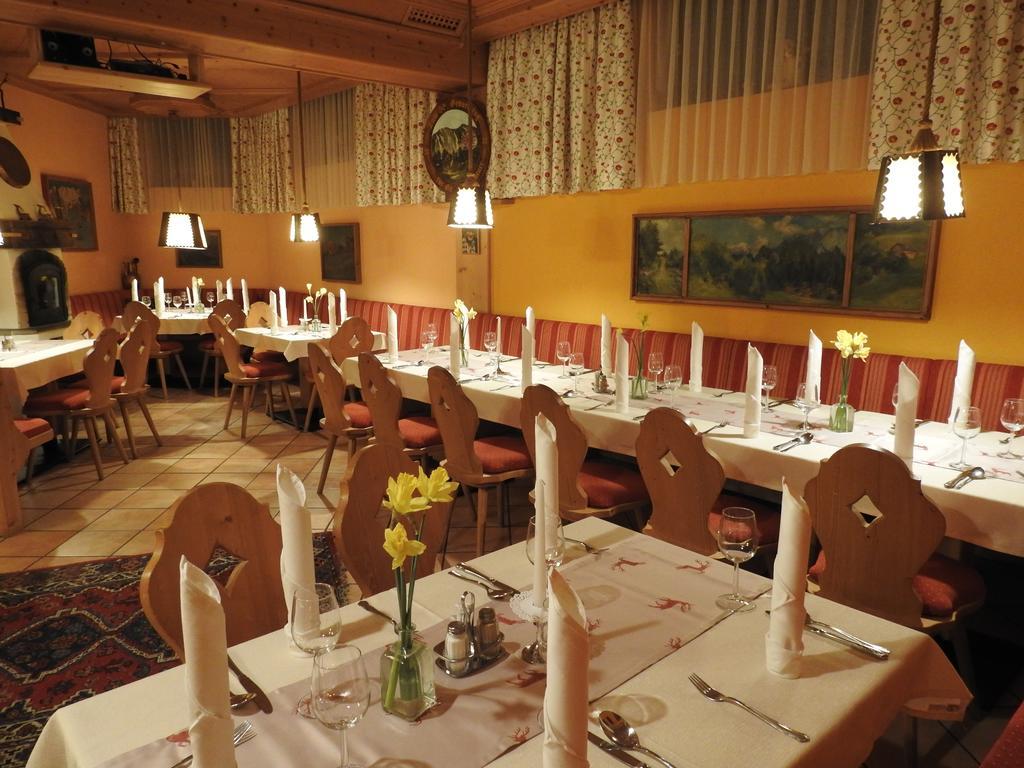 Hotel Gasthof Piburger See Oetz Exterior foto